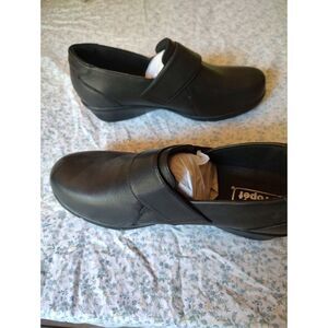 Propet Wallis Black Leather Clogs Women's Size 11M Comfort Slip-On Casual Shoes